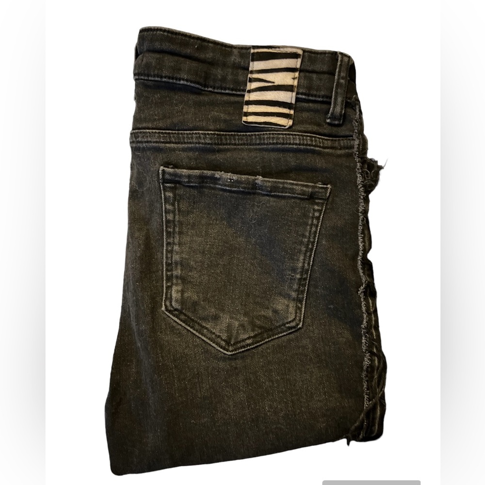 Zara Distressed Skinny Jeans size US 4